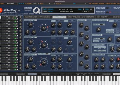 v250420-q-editor-blue-keyboard